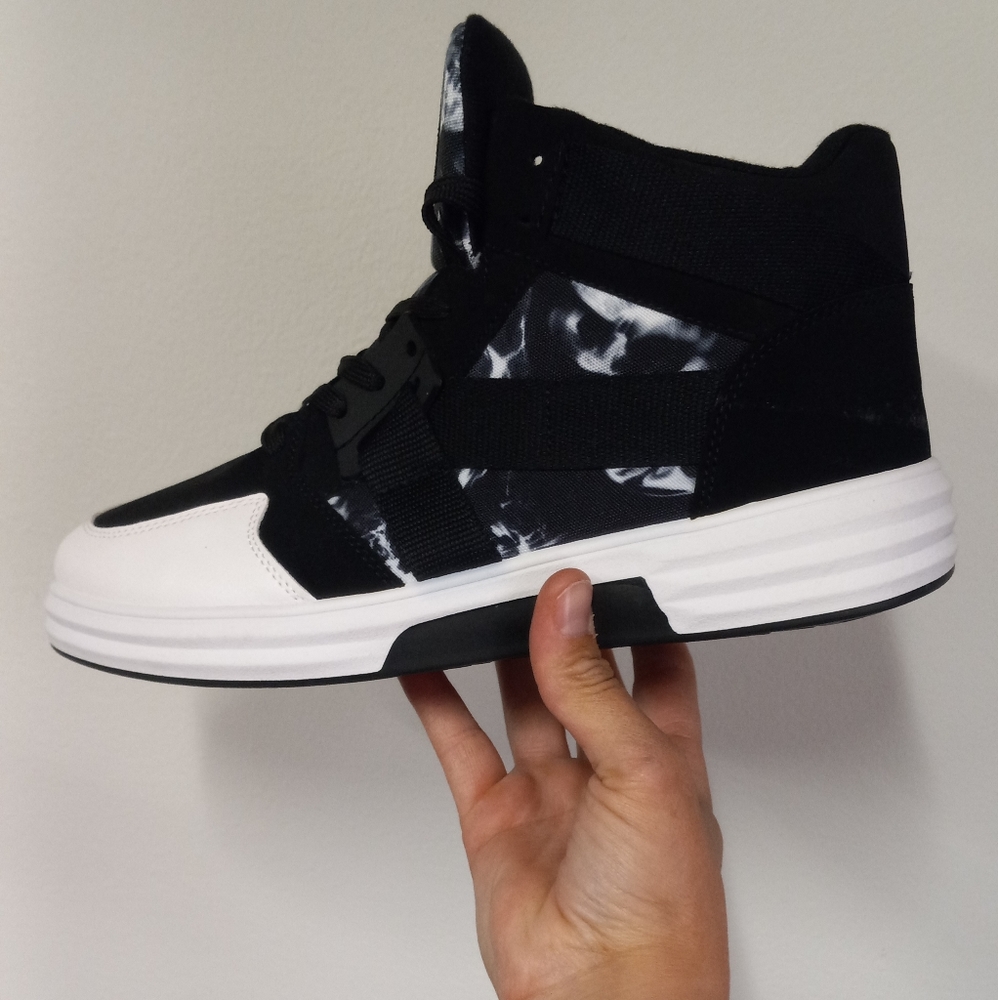 Fashion sneakers mens size 10 shoes
